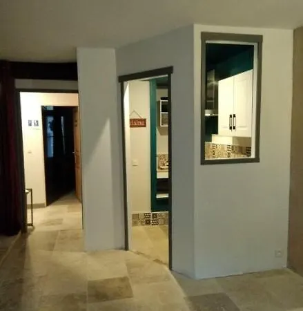 Chez Celia Apartament Figeac